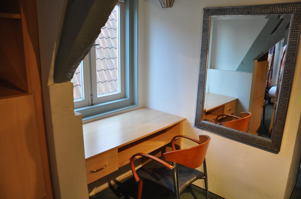 Hotel Agora アムステルダム 部屋 写真